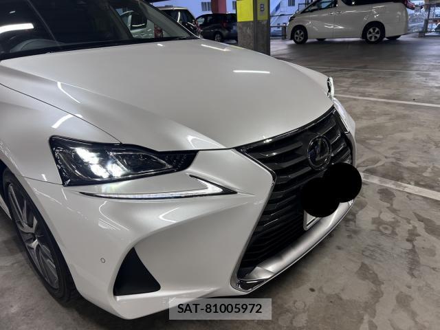Lexus IS 2018-02 8284787-7