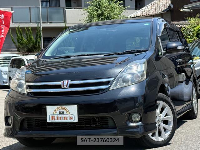 Toyota ISIS 2009-11 8285661-0