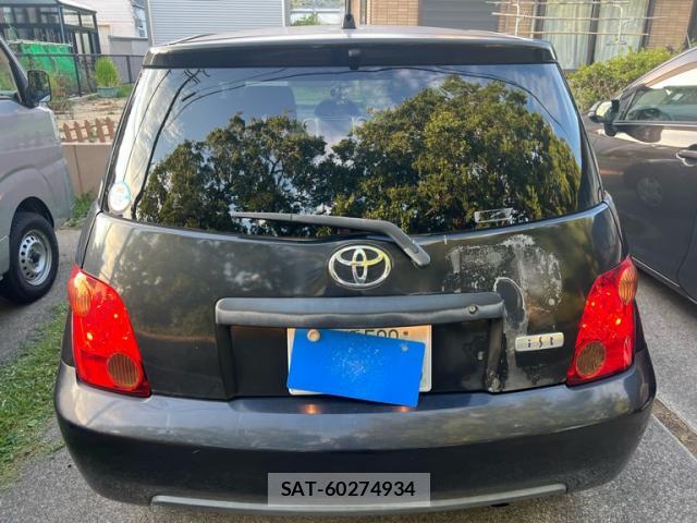 Toyota IST 2004-09 8279855-2