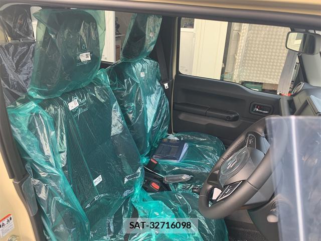 Suzuki JIMNY 2025-10 8276722-12