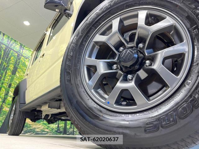 Suzuki JIMNY 2025-11 8282655-12