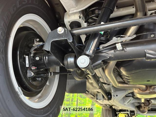 Suzuki JIMNY 2025-10 8283276-19