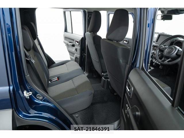 Suzuki JIMNY 2026-03 8283321-12
