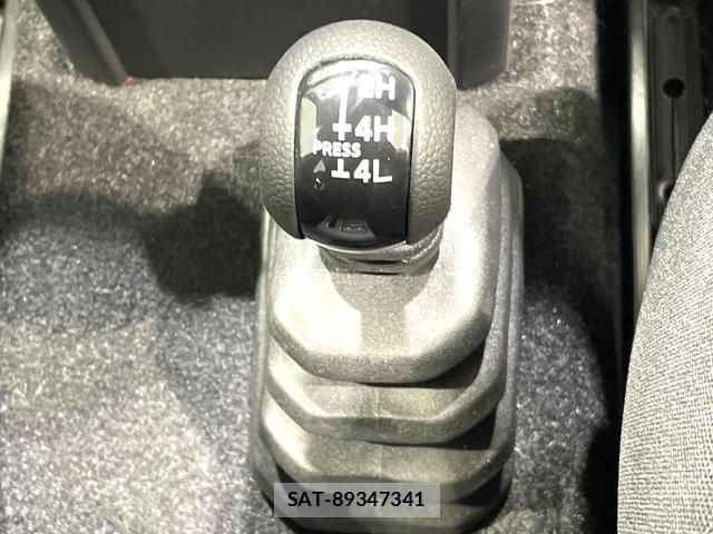Suzuki JIMNY 2026-02 8283463-2