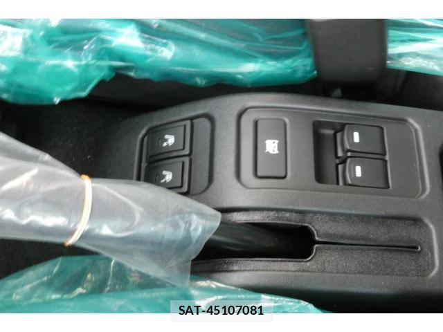 Suzuki JIMNY 2026-07 8284473-10