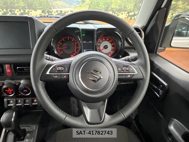 Suzuki JIMNY 2026-07 8284571-10