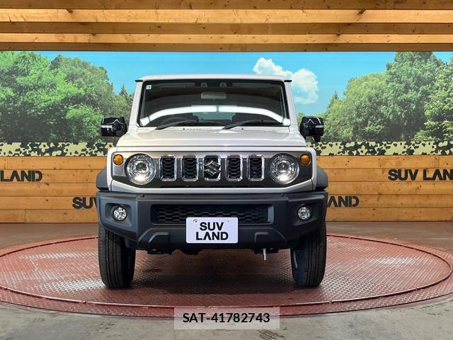 Suzuki JIMNY 2026-07 8284571-13