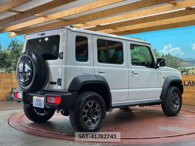 Suzuki JIMNY 2026-07 8284571-16