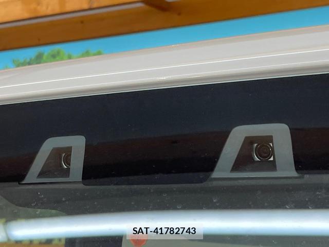 Suzuki JIMNY 2026-07 8284571-4