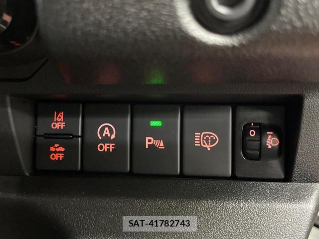 Suzuki JIMNY 2026-07 8284571-5