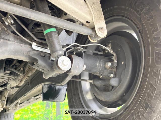 Suzuki JIMNY SIERRA 2024-02 8282658-19