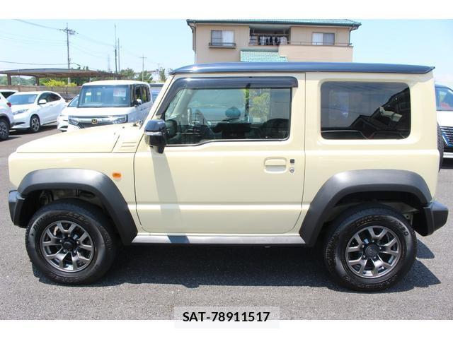 Suzuki JIMNY SIERRA 2023-05 8283495-17