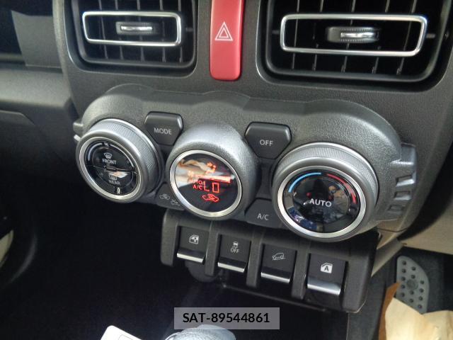 Suzuki JIMNY SIERRA 2026-06 8284863-6