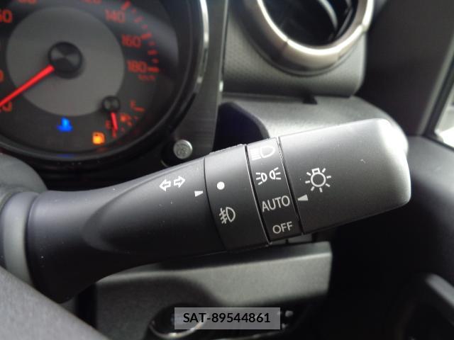Suzuki JIMNY SIERRA 2026-06 8284863-9