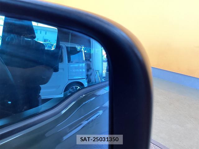 Suzuki JIMNY SIERRA 2019-02 8285400-15