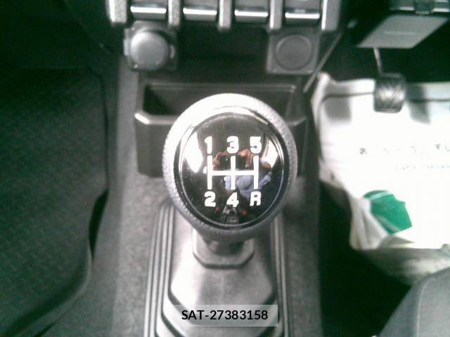 Suzuki JIMNY 2023-07 8277562-14