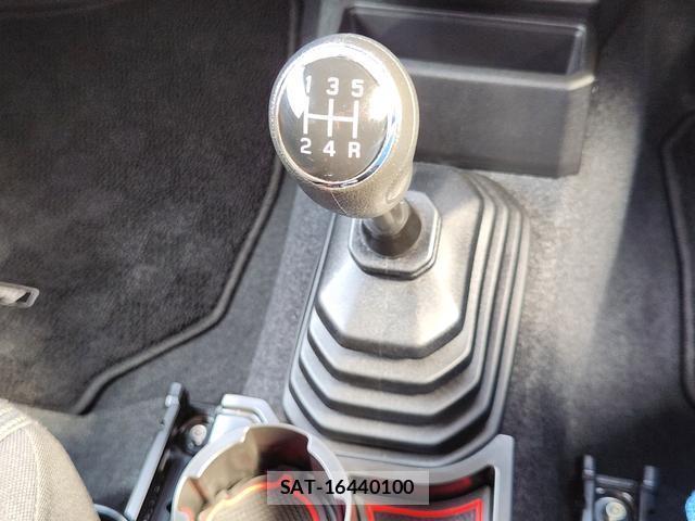 Suzuki JIMNY 2021-05 8277721-2