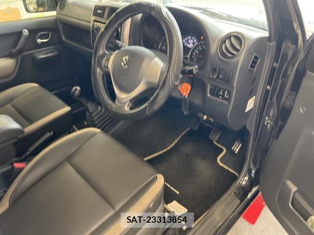 Suzuki JIMNY 2016-02 8277939-2