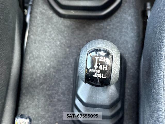 Suzuki JIMNY 2024-08 8278022-14