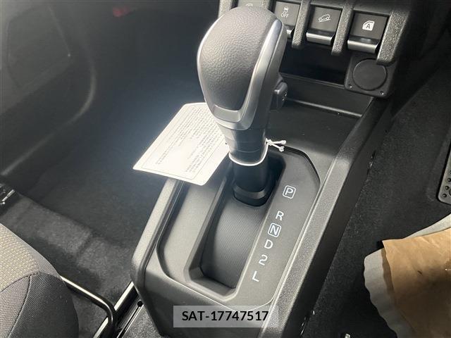 Suzuki JIMNY 2026-07 8278714-18