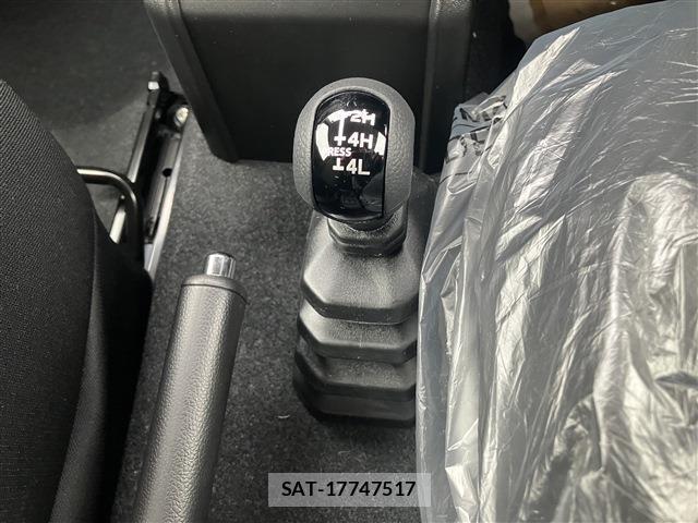 Suzuki JIMNY 2026-07 8278714-19