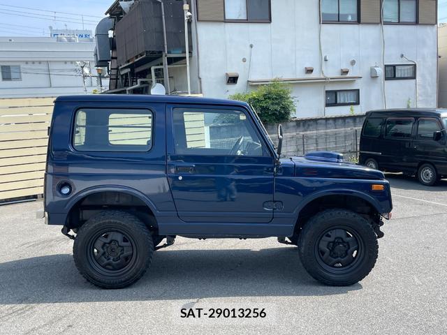 Suzuki JIMNY 1995 8278721-3