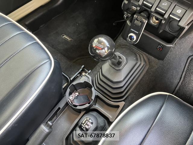 Suzuki JIMNY 2021-04 8278743-7