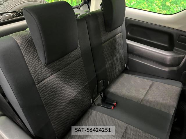 Suzuki JIMNY 2014-03 8279424-9