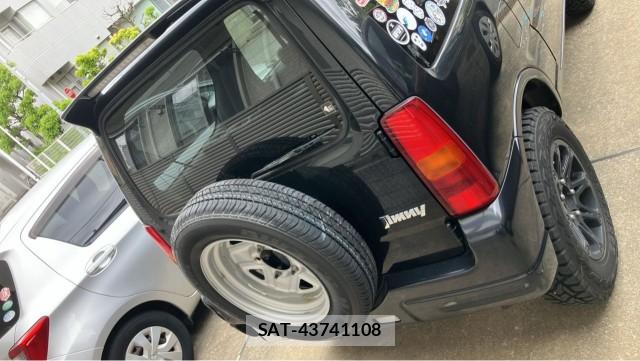 Suzuki JIMNY 2009-10 8280786-1