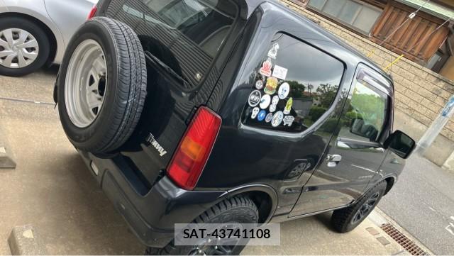 Suzuki JIMNY 2009-10 8280786-12