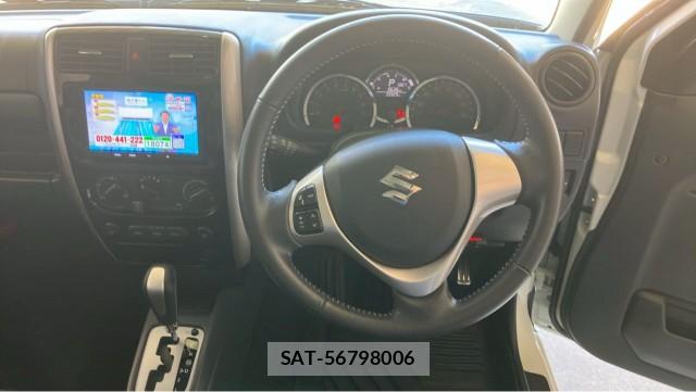 Suzuki JIMNY 2017-11 8281667-16