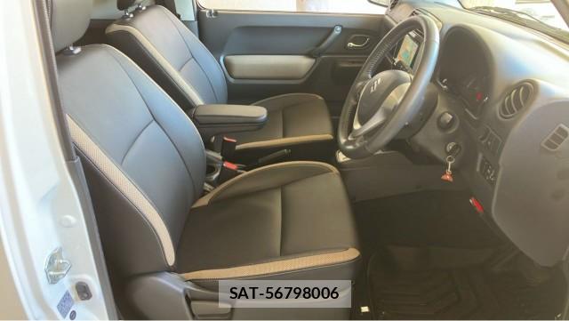 Suzuki JIMNY 2017-11 8281667-5