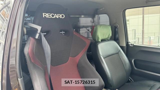 Suzuki JIMNY 2009-02 8281691-5