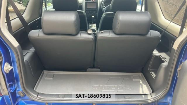 Suzuki JIMNY 2005-02 8281722-17