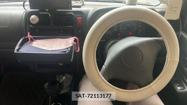 Suzuki JIMNY 2001-08 8281750-15