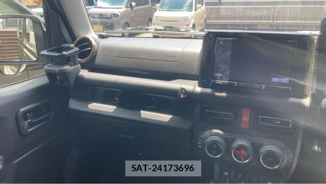 Suzuki JIMNY 2022-09 8282095-2