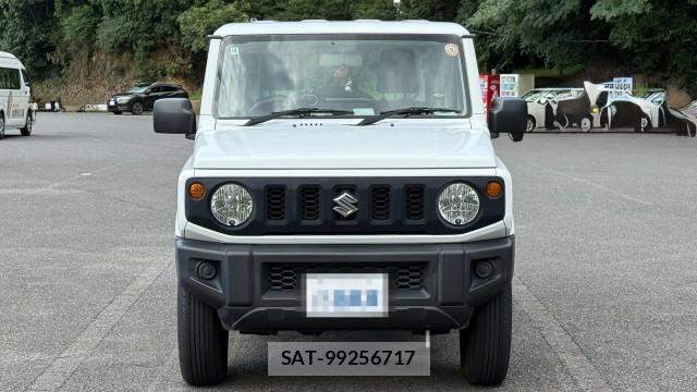 Suzuki JIMNY 2018-10 8282184-9