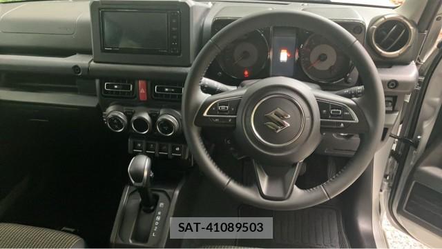 Suzuki JIMNY 2026-06 8282223-16