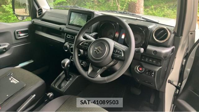 Suzuki JIMNY 2026-06 8282223-2