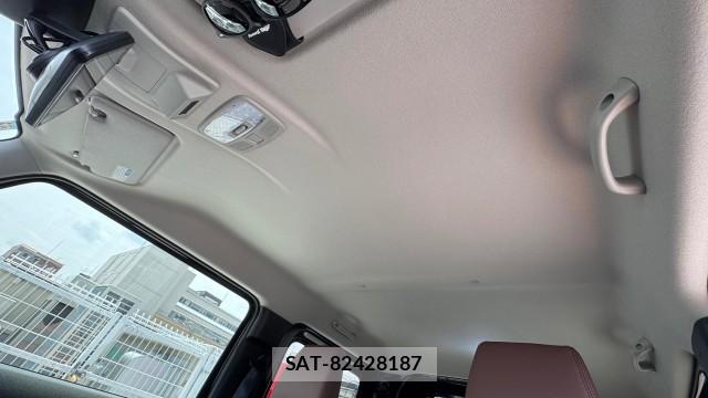 Suzuki JIMNY 2025-11 8282249-13