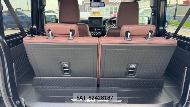Suzuki JIMNY 2025-11 8282249-15
