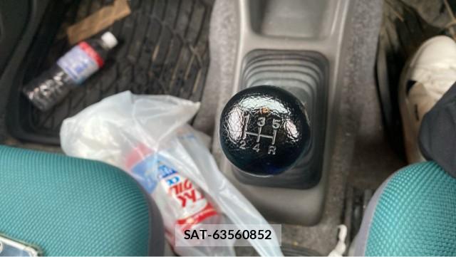 Suzuki JIMNY 2001-07 8282375-14