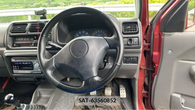 Suzuki JIMNY 2001-07 8282375-16