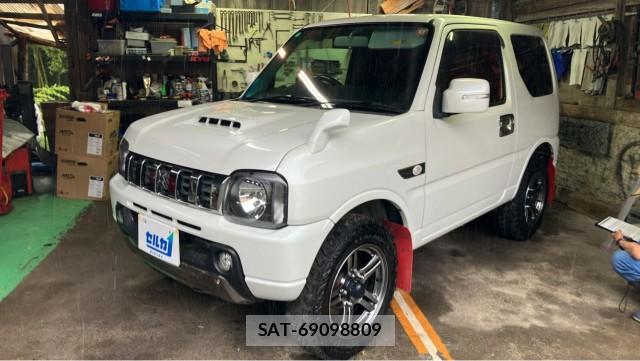 Suzuki JIMNY 2018-02 8282426-0