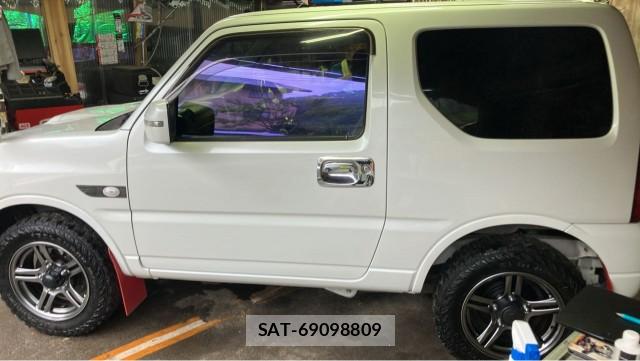 Suzuki JIMNY 2018-02 8282426-10