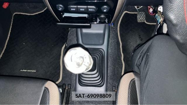 Suzuki JIMNY 2018-02 8282426-14