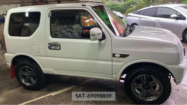 Suzuki JIMNY 2018-02 8282426-3