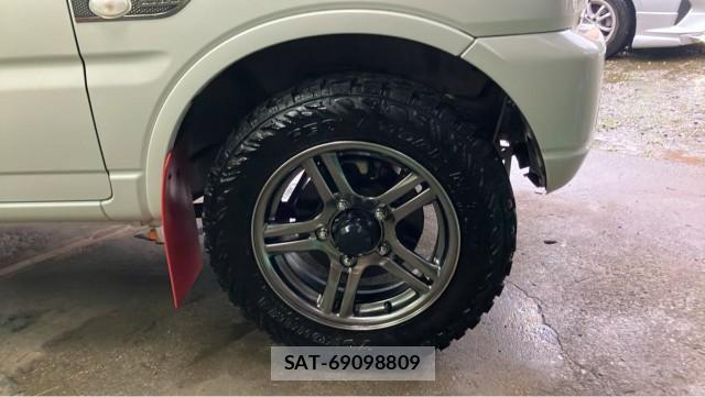 Suzuki JIMNY 2018-02 8282426-8