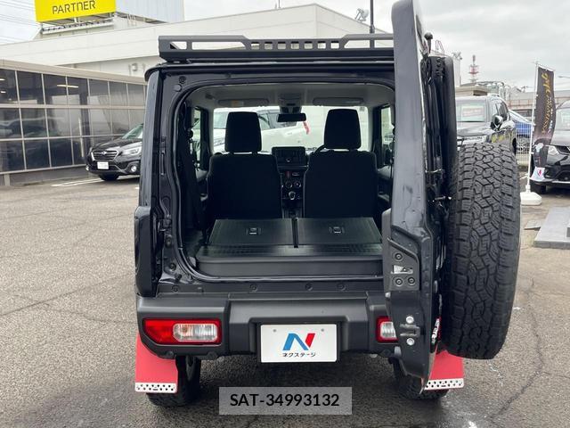Suzuki JIMNY 2025-01 8282519-12
