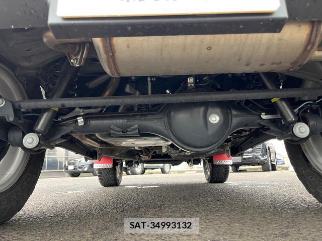Suzuki JIMNY 2025-01 8282519-18